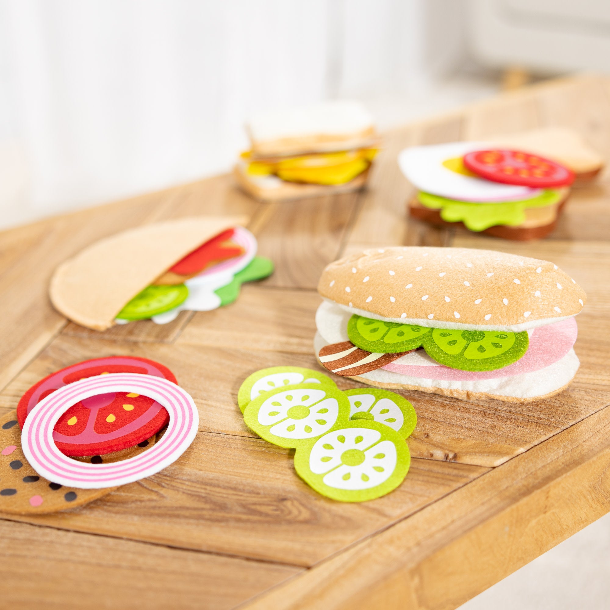 Melissa & Doug Felt Food Sandwich Play Set - Image 9