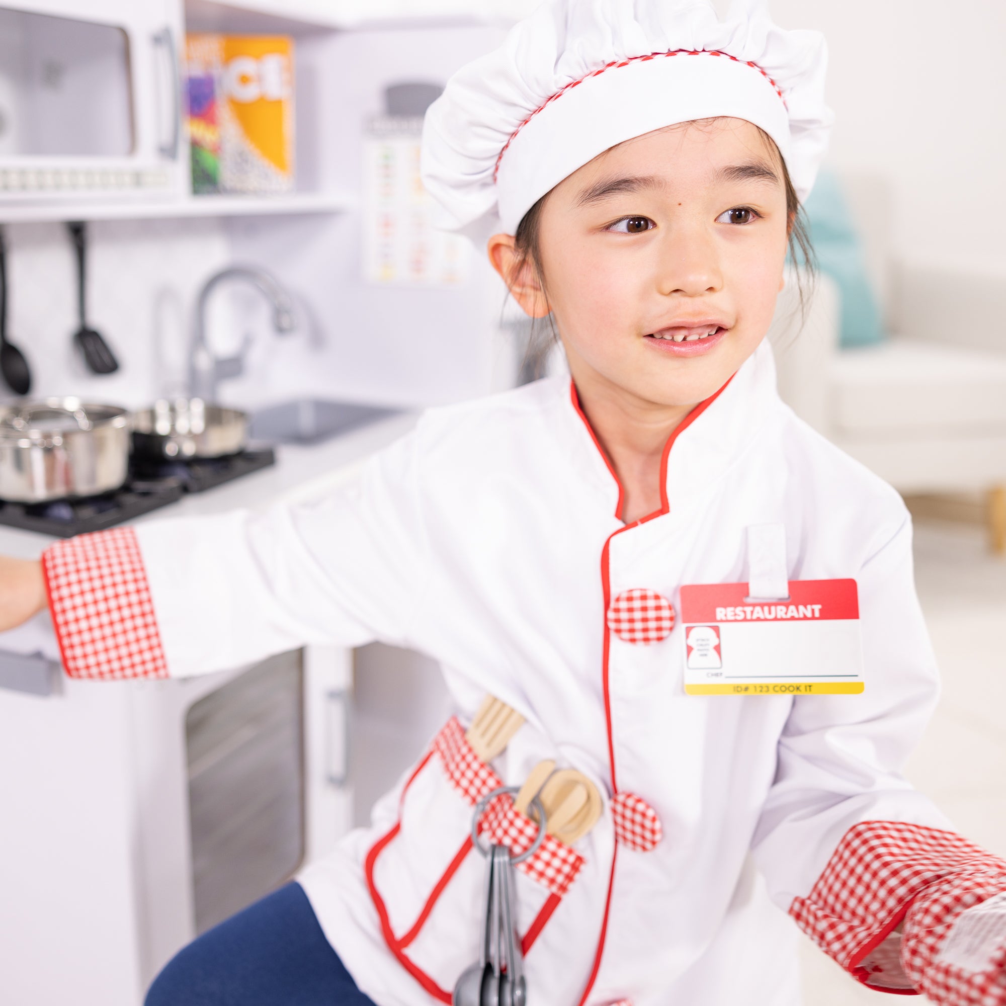 Melissa & Doug Chef Costume Role Play Set - Image 10